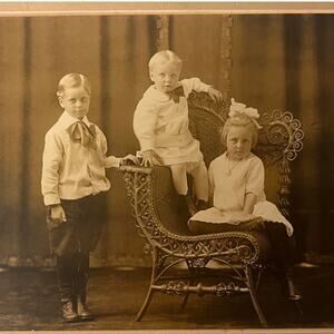 Antique Victorian Photo Studio Portrait Children Sibylline Merry Xmas 1912